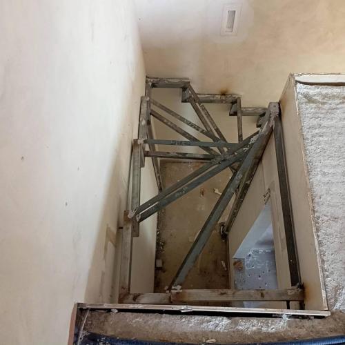 Μεταλλικές σκάλες σιδήρου