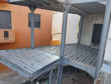 Μεταλλική κατοικία